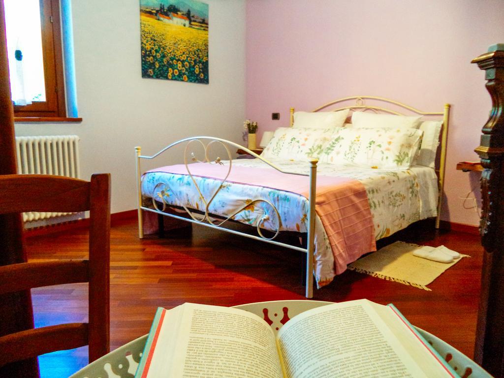 Alba Dei Due Soli B&B Nocera Umbra Quarto foto